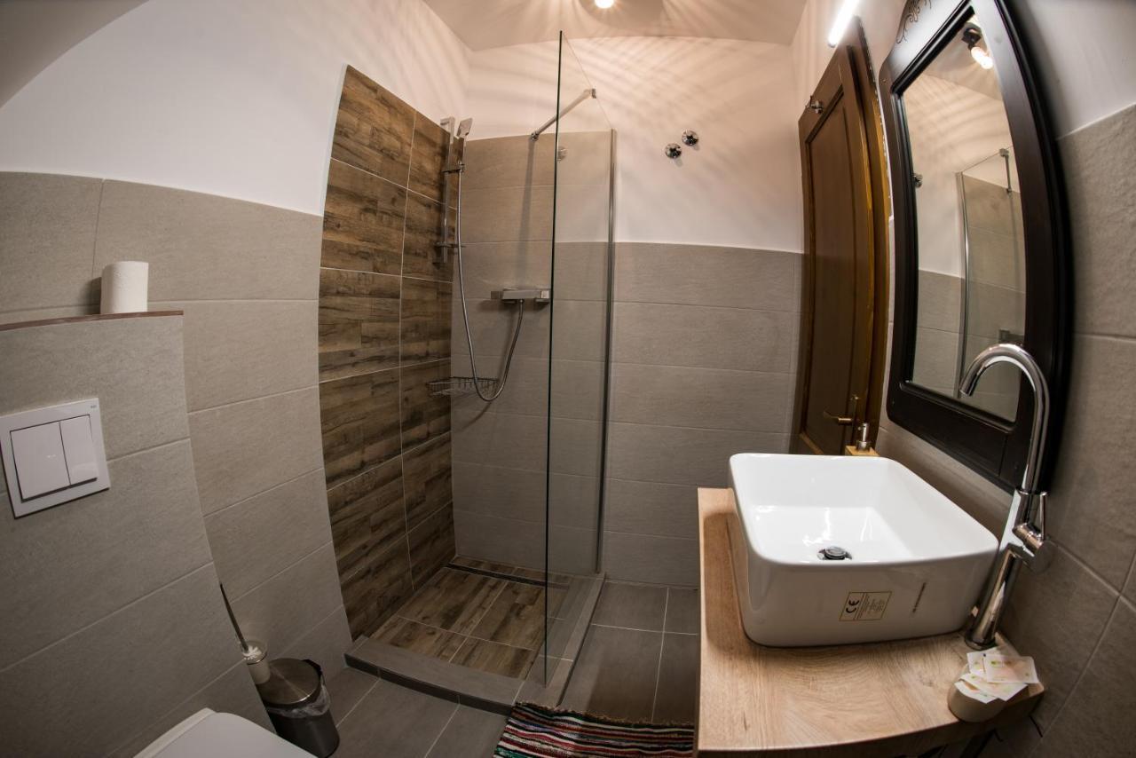 Casa Strabunicului Partestii de Sus (Suceava) Exterior foto