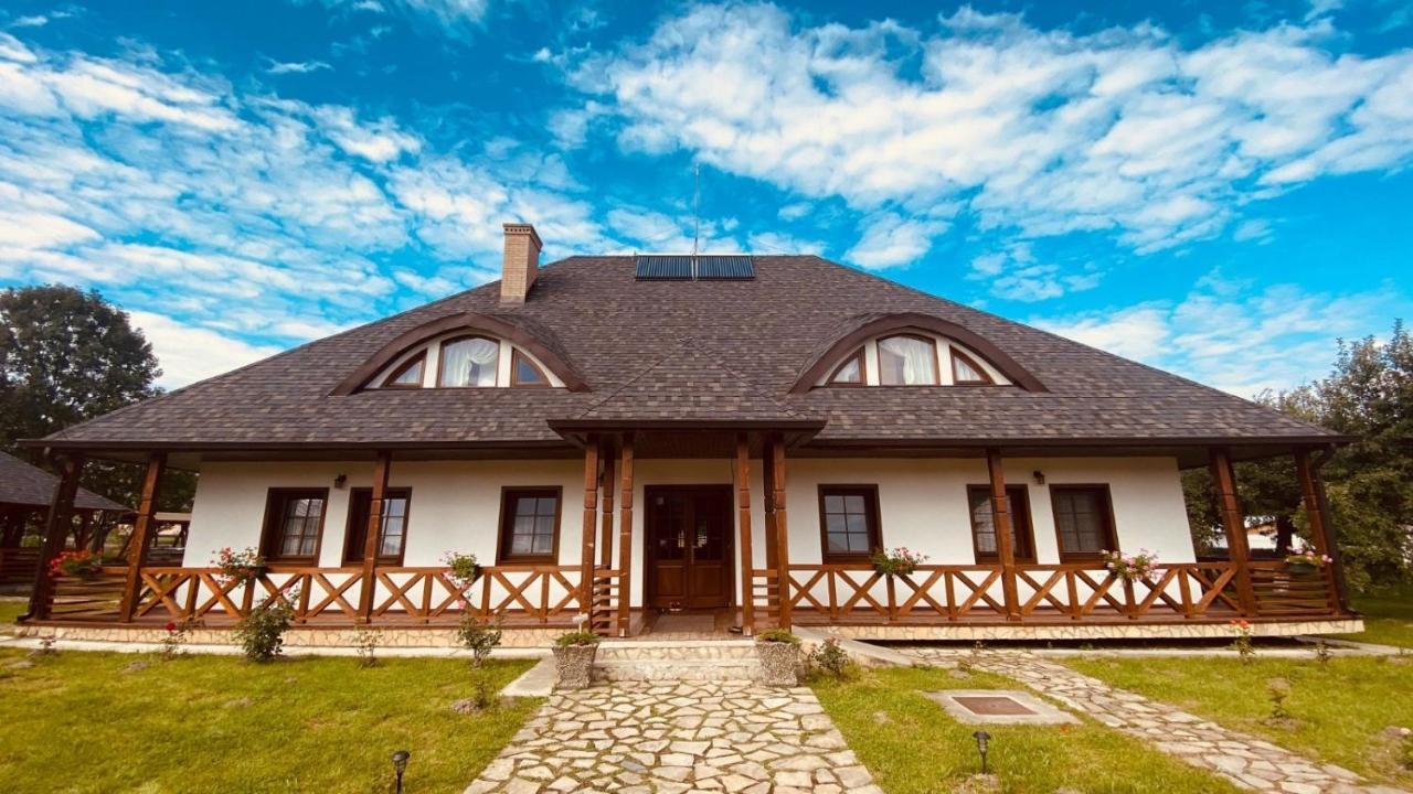 Casa Strabunicului Partestii de Sus (Suceava) Exterior foto