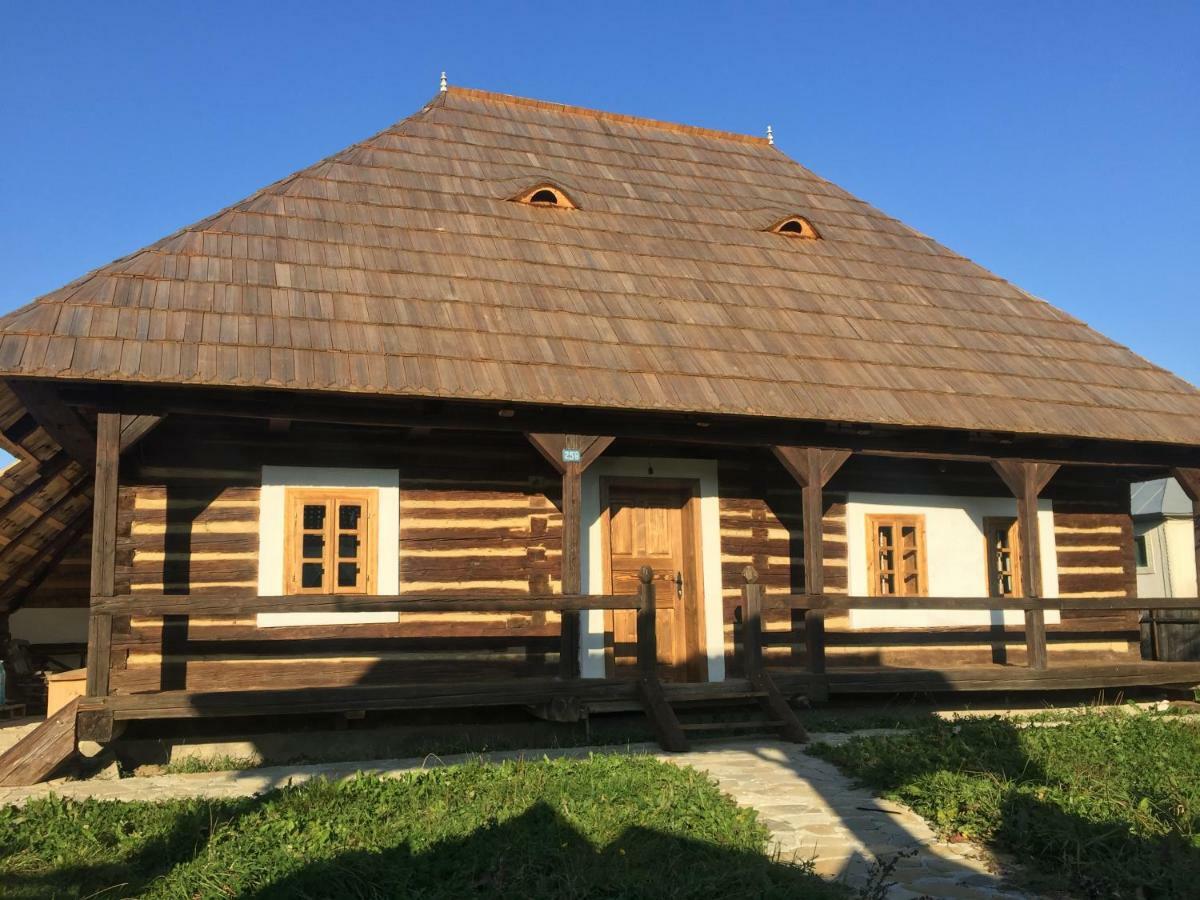 Casa Strabunicului Partestii de Sus (Suceava) Exterior foto